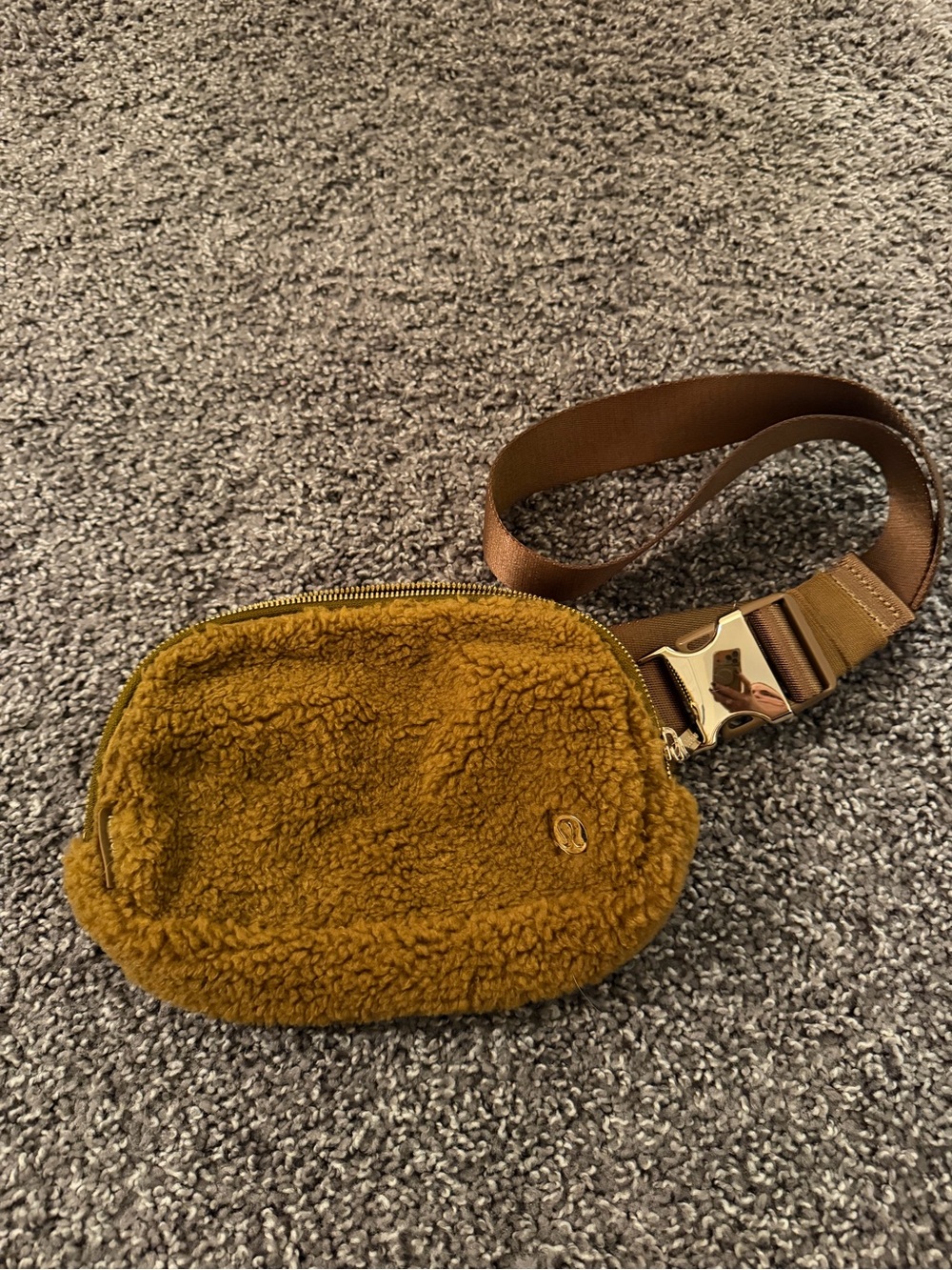 Lululemon brown tan Sherpa belt bag